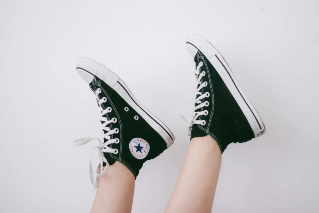 Black converse