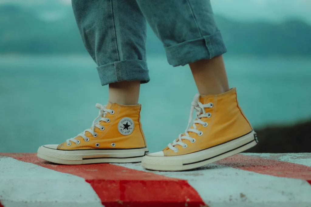 Yellow-Converse